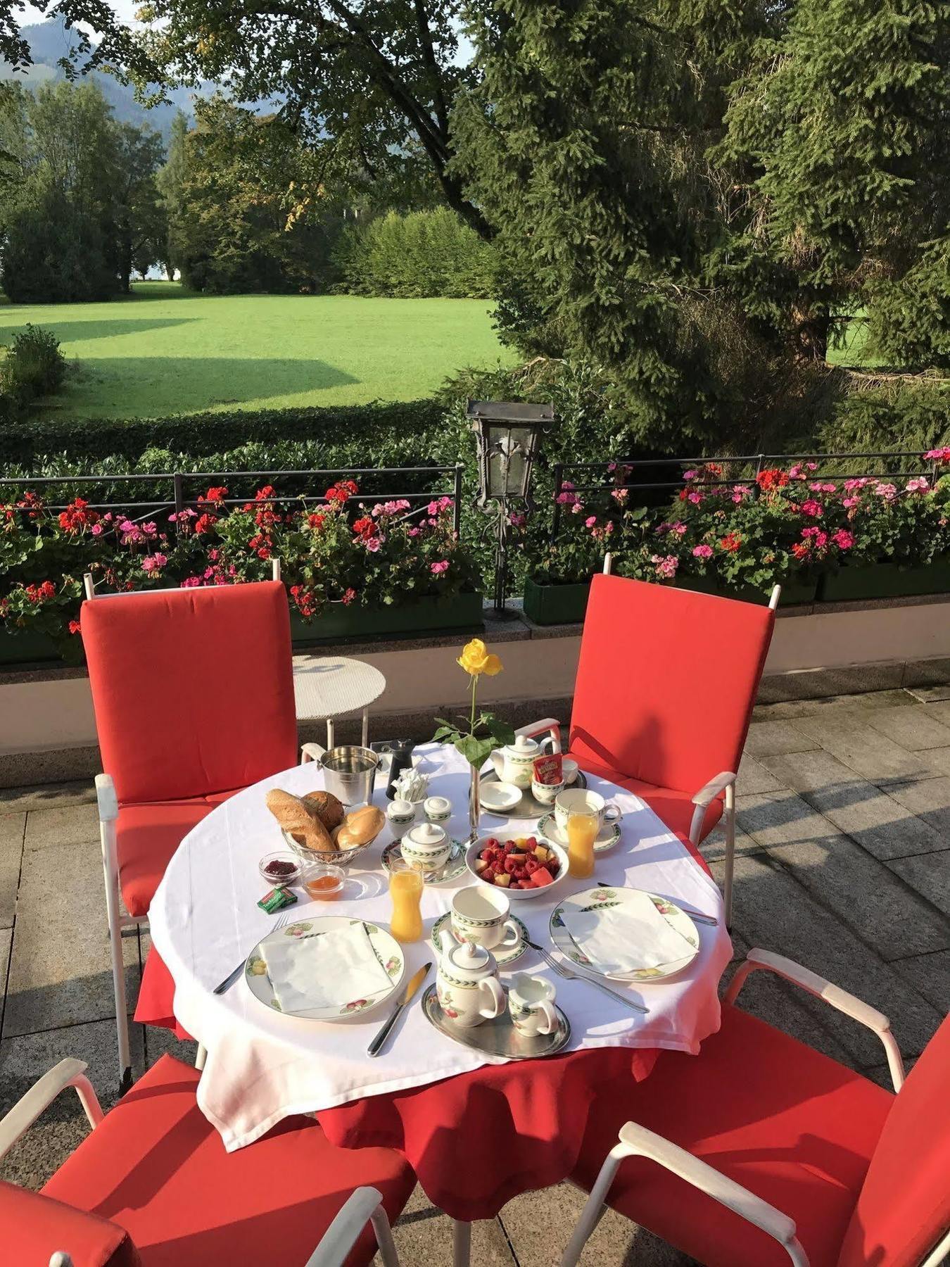Hotel Furian Sankt Wolfgang im Salzkammergut Bagian luar foto
